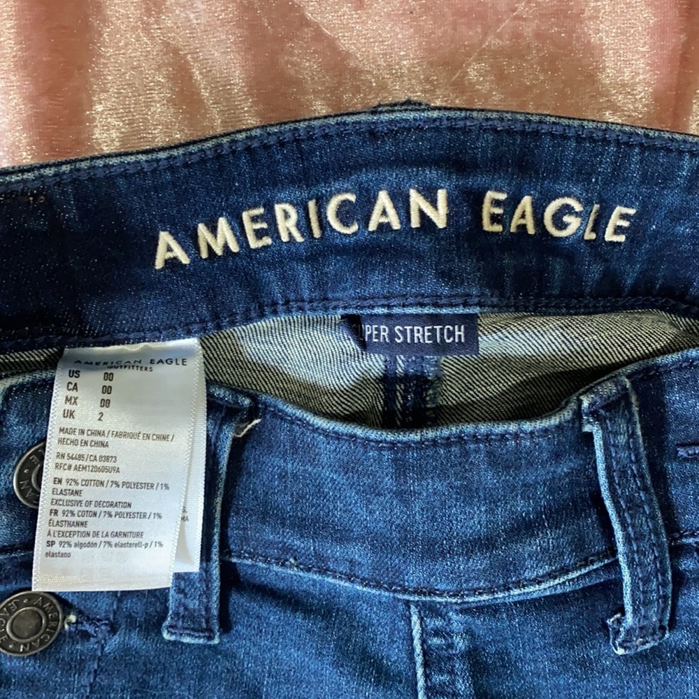 American Eagle jean shorts - Picture 4 of 4